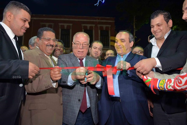 بالصور.. وزير الثقافة يفتتح سور دار الهلال للكتاب بالصور.. وزير الثقافة يفتتح سور دار الهلال للكتاب