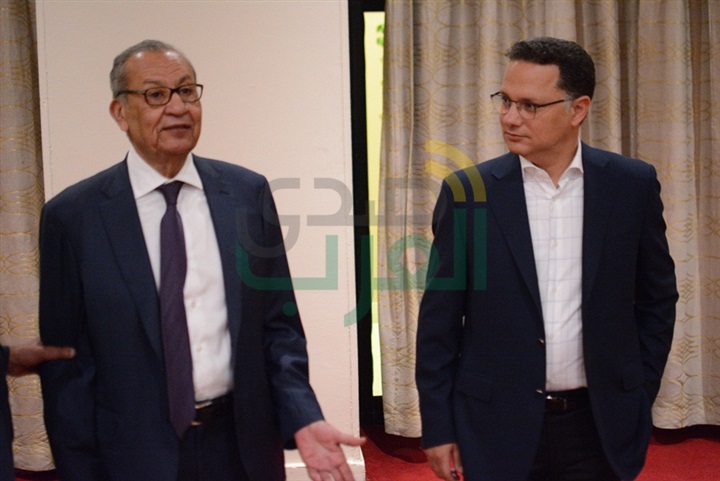 بالصور.. نجوم الفن والمجتمع بحفل توقيع كتاب "هيكل بلا حواجز" لعبدالله السناوي بالصور.. نجوم الفن والمجتمع بحفل توقيع كتاب "هيكل بلا حواجز" لعبدالله السناوي