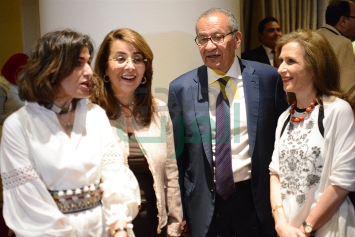 بالصور.. نجوم الفن والمجتمع بحفل توقيع كتاب "هيكل بلا حواجز" لعبدالله السناوي بالصور.. نجوم الفن والمجتمع بحفل توقيع كتاب "هيكل بلا حواجز" لعبدالله السناوي