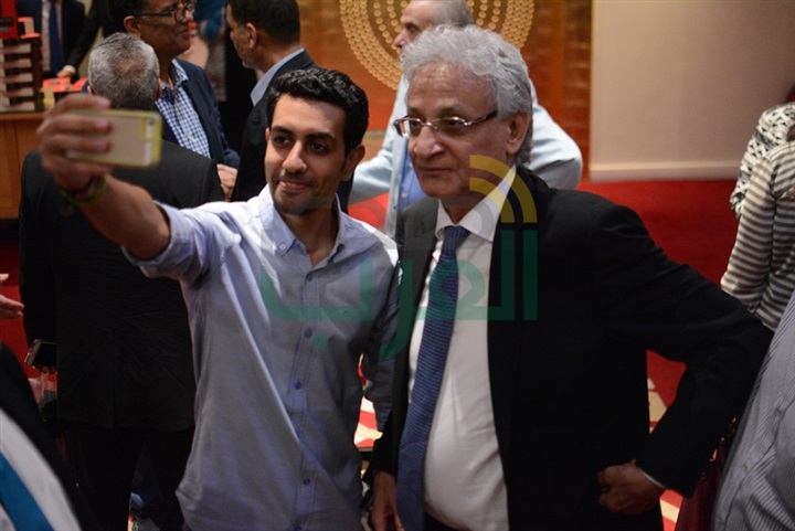 بالصور.. نجوم الفن والمجتمع بحفل توقيع كتاب "هيكل بلا حواجز" لعبدالله السناوي بالصور.. نجوم الفن والمجتمع بحفل توقيع كتاب "هيكل بلا حواجز" لعبدالله السناوي