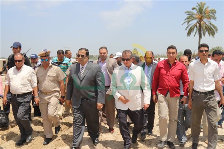 بالصور.. محافظ كفر الشيخ يقود حملة لإزالة التعديات على 417 فدانًا في البرلس