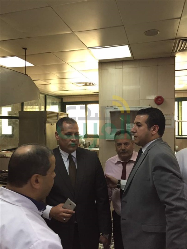 بالصور.. "كروت شحن وسلاح أبيض وفياجرا" بمستشفى حكومي