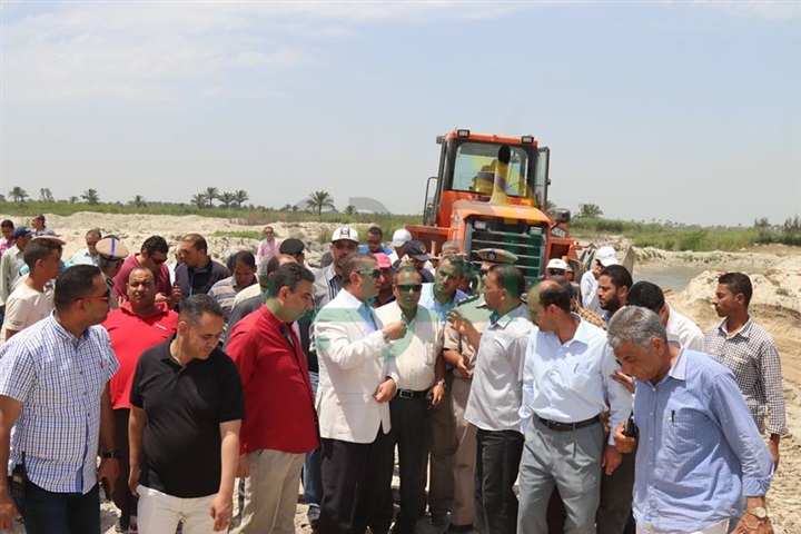 بالصور.. محافظ كفر الشيخ يقود حملة لإزالة التعديات على 417 فدانًا في البرلس