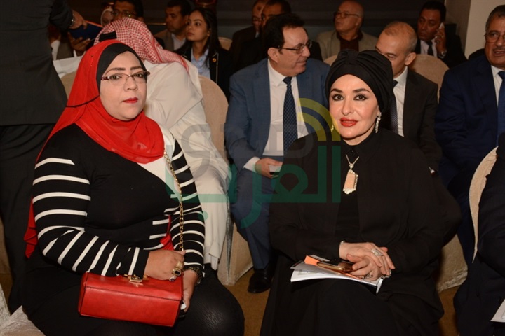 بالصور.. مصر تتسلم قيادة الوحدة الاقتصادية العربية الـ 104 بالصور.. مصر تتسلم قيادة الوحدة الاقتصادية العربية الـ 104
