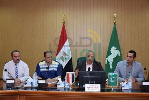 محافظ الشرقية يعقد حوار مفتوح مع الشباب بمتابعة تنفيذ حملات إزالة التعديات على أراضي أملاك الدولة