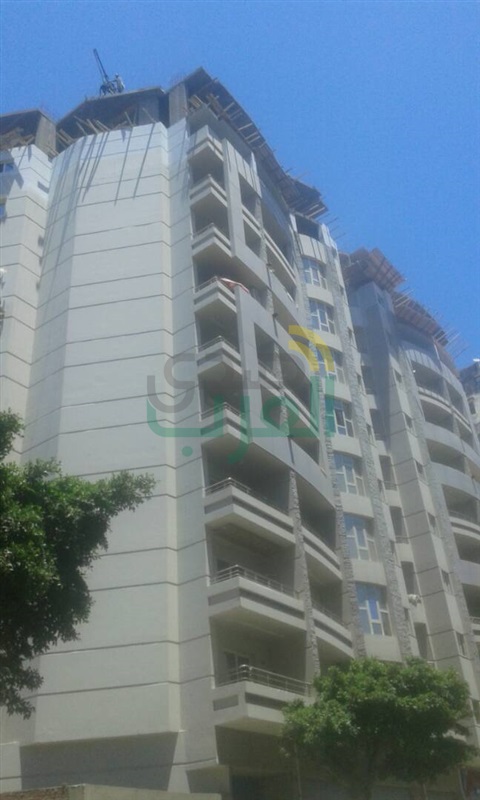 إزالة ٣ عقارات مخالفة بحي وسط بالإسكندرية