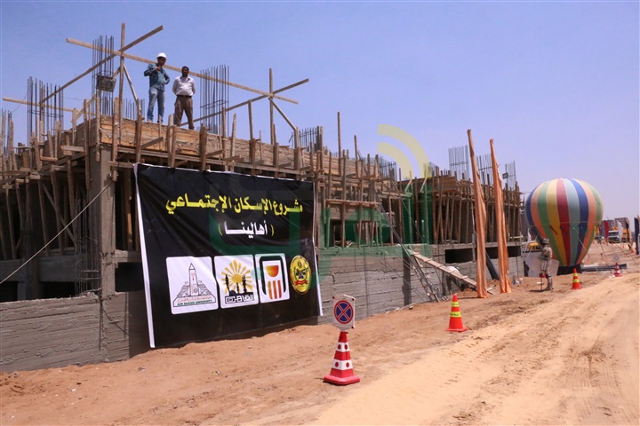 محافظ القاهرة: "المحروسة 1 و2" و"أهالينا" لنقل عشوائيات ترعة الطوارئ