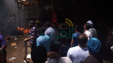 حريق هائل يلتهم 26 كشك ومحل ونقطة شرطة بإميابة 