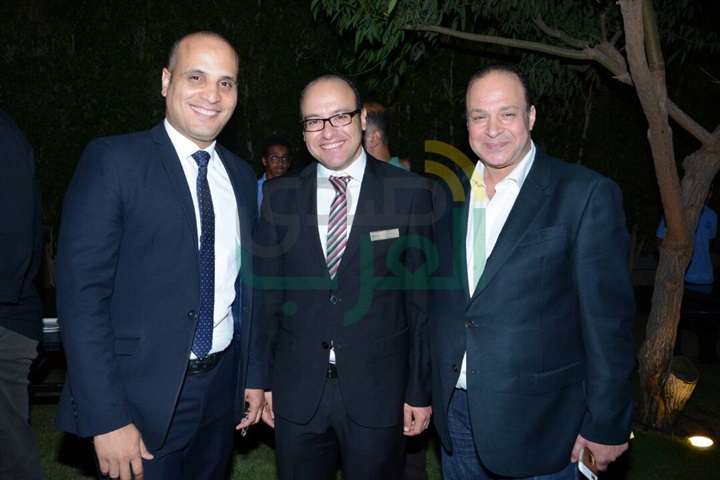 بالصور.. شذى تتألق بعباءة رمضانية في خيمة "سهراية" بفندق دوسيت بالصور.. شذى تتألق بعباءة رمضانية في خيمة "سهراية" بفندق دوسيت