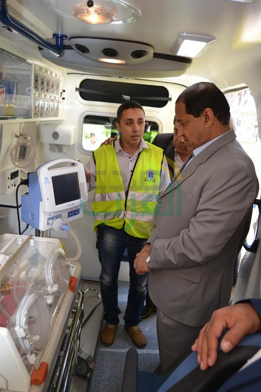 بالصور.. محافظ الغربية يتفقد 5 سيارات إسعاف جديدة منحة من وزارة الصحة