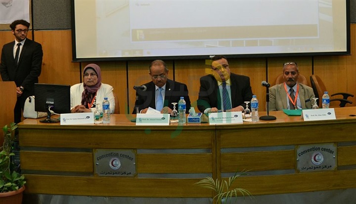  إفتتاح المؤتمر السنوى الأول عن تحديات فيروس سى بجامعة الإسكندرية
