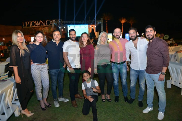 بالصور .. محمد عدوية يشعل خيمة "LANTERNS" بالمقطم بالصور .. محمد عدوية يشعل خيمة "LANTERNS" بالمقطم