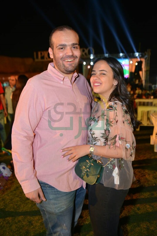 بالصور .. محمد عدوية يشعل خيمة "LANTERNS" بالمقطم بالصور .. محمد عدوية يشعل خيمة "LANTERNS" بالمقطم