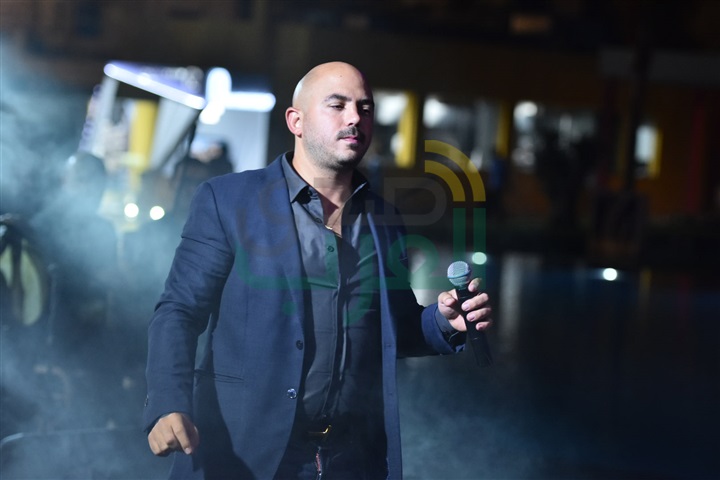 بالصور.. "محمود العسيلي" يشعل حفل السحور بخيمة "سهراية " بالتجمع بالصور.. "محمود العسيلي" يشعل حفل السحور بخيمة "سهراية " بالتجمع