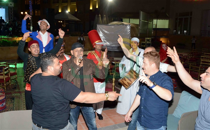 بالصور.. "كاريكا" يتألق فى افتتاح خيمة غورية تيوليب بالصور.. "كاريكا" يتألق فى افتتاح خيمة غورية تيوليب