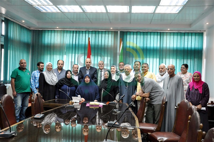 محافظ القليوبية يقوم بإجراء قرعة الحج 