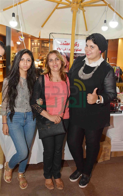 بازار "رمضانك معانا إحنا أحلى" بحضور سيدات المجتمع بازار "رمضانك معانا إحنا أحلى" بحضور سيدات المجتمع
