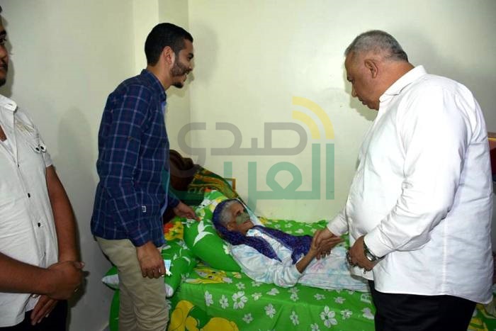 محافظ الشرقية يقيم حفل إفطار جماعي للمشردين بمقر جمعية بسمة للإ يواء بمدينة الزقازيق