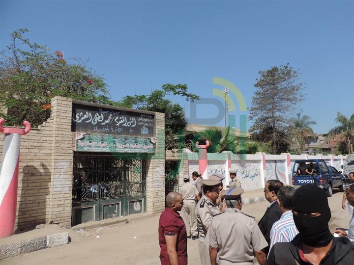 بالصور.. مدير أمن كفر الشيخ يفاجئ خدمات تأمين سير إمتحانات الثانوية العامة