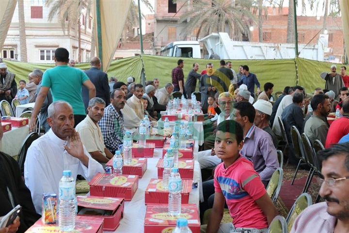 بالفيديو والصور.. 500 ألف جنيه دعم من محافظ كفر الشيخ لانشاء معهد دينى بقرية "الزوامل"
