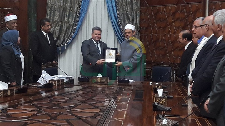 بنها أول جامعة مصرية فى مشيخة الأزهر..الإمام الاكبر أشكر دعم جامعة بنها للازهر فى رسالته للحفاظ على الاسلام