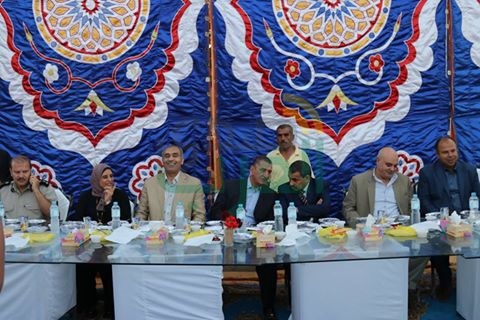 بالفيديو والصور.. محافظ كفرالشيخ يشارك قرية "الشرقي" بالحامول  إفطارهم الجماعي 