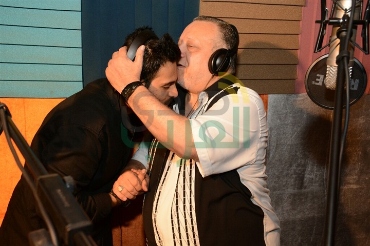 بالصور.. أحمد الكحلاوي مع ابنه "فينك ايامك يا رمضان" بالصور.. أحمد الكحلاوي مع ابنه "فينك ايامك يا رمضان"