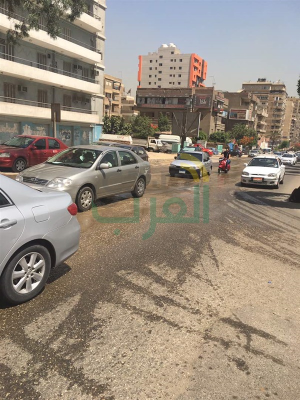 كسر ماسورة مياه يتسبب في كثافات مرورية بمدينة نصر
