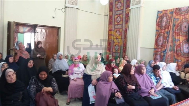 بالصور.. ندوة بعنوان "قيمة الانتماء والمواطنة في النهوض بالوطن" بنادي الصعيد العام بغرب الاسكندرية