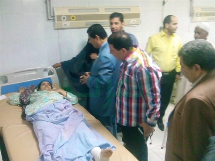 بالصور.. قيادات تعليم كفرالشيخ تؤدي واجب العزاء لأسرة معلمين لقيا مصرعهما في حادث تصادم