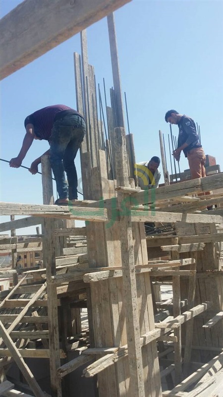 بالصور: وقف بناء 7 عقارات مخالفة بالإسكندرية
