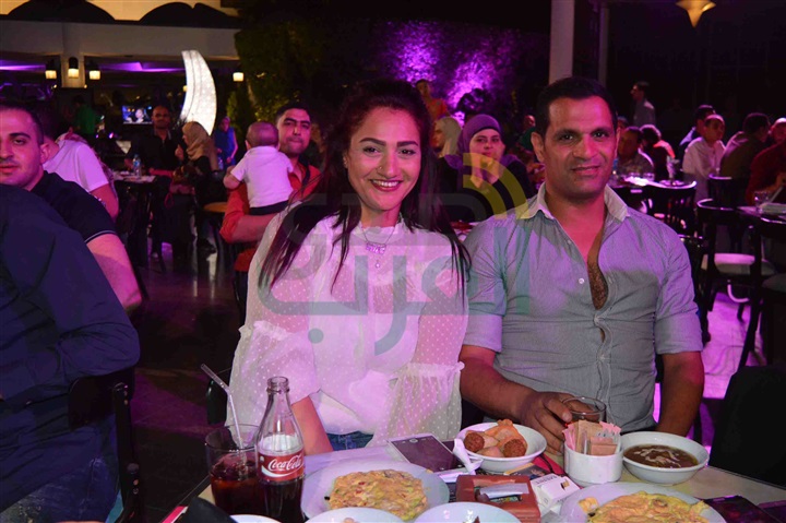 بالصور.. "الليثي" يتألق في أقوى السهرات الرمضانية بخيمة "رمضانا" بالصور.. "الليثي" يتألق في أقوى السهرات الرمضانية بخيمة "رمضانا"
