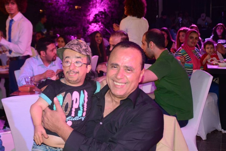 بالصور سعد الصغير يشغل خيمة رمضانا بأجمل الاغاني الشعبيه بالصور سعد الصغير يشغل خيمة رمضانا بأجمل الاغاني الشعبيه