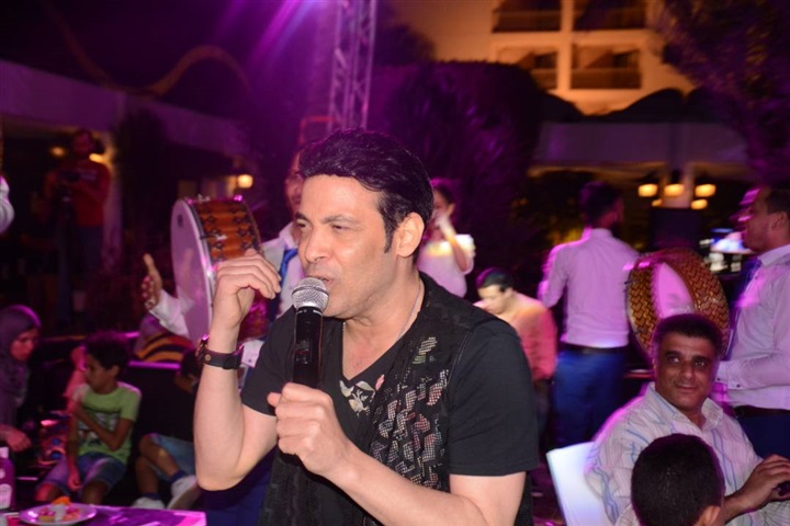 بالصور سعد الصغير يشغل خيمة رمضانا بأجمل الاغاني الشعبيه بالصور سعد الصغير يشغل خيمة رمضانا بأجمل الاغاني الشعبيه