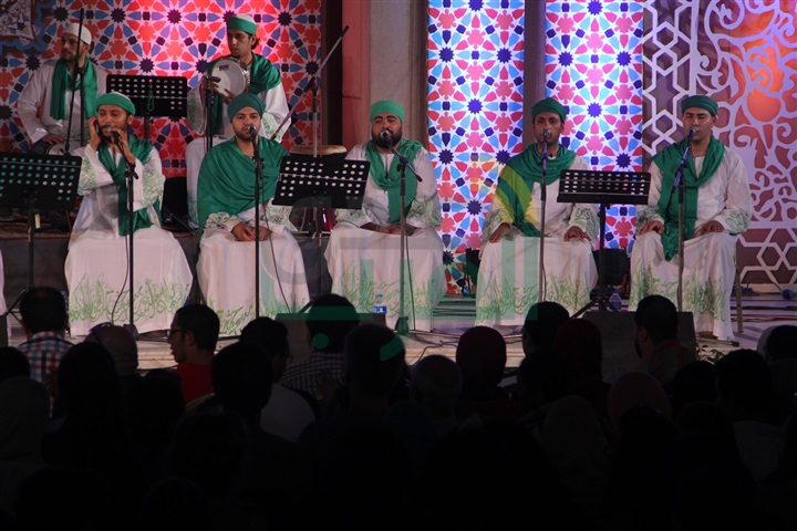 بالصور.. الإنشاد الصوفي تُسهر الحضور بأول حفلات المسرح المكشوف بالصور.. الإنشاد الصوفي تُسهر الحضور بأول حفلات المسرح المكشوف