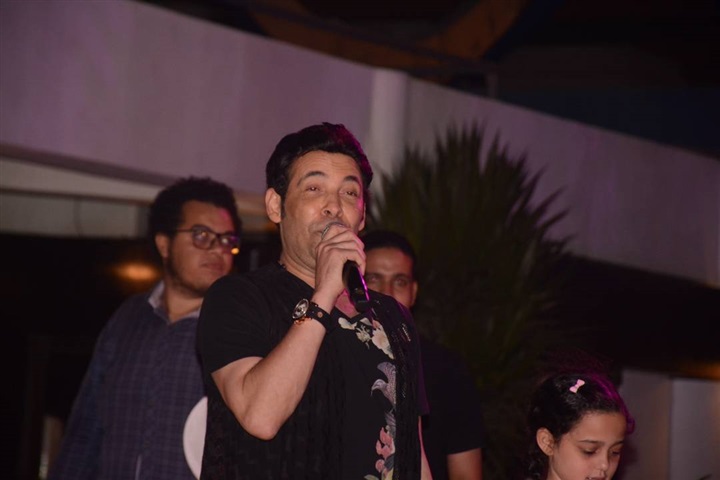 بالصور سعد الصغير يشغل خيمة رمضانا بأجمل الاغاني الشعبيه بالصور سعد الصغير يشغل خيمة رمضانا بأجمل الاغاني الشعبيه