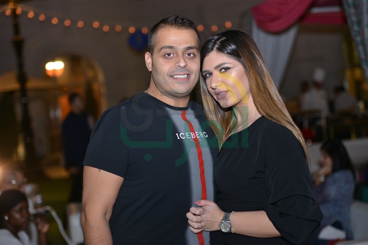 بالصور .. محمود العسيلى يشعل خيمة "باب القصر"