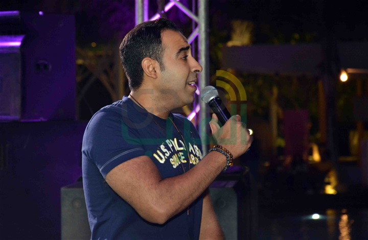 بالصور.. محمد عدوية يشعل خيمة "سهراية" بحضور شبابي بالصور.. محمد عدوية يشعل خيمة "سهراية" بحضور شبابي