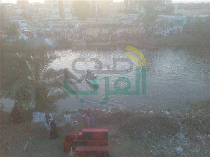 بالصور.. مصرع طفل غرقًا أثناء لهوه على حافة بحر تيرة بكفر الشيخ
