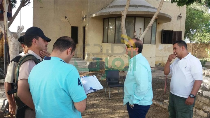 بالصور.. جولة مفاجئة لمساعد وزير الداخلية يتفقد أكمنة ونقاط  تفتيش بأسيوط