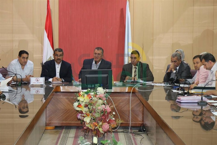 بالفيديو والصور.. محافظ كفر الشيخ يوجه بسرعة الانتهاء من المشروعات القومية خلال أسبوع