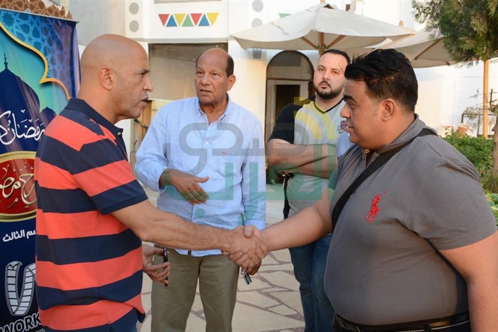بالصور.. أشرف عبدالباقي يقيم حفل إفطار لمسرح مصر استعدادا للموسم الجديد بالصور.. أشرف عبدالباقي يقيم حفل إفطار لمسرح مصر استعدادا للموسم الجديد