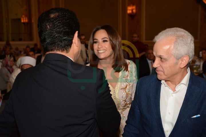 بالصور.. عايدة الأيوبي تحي حفل موسسة "بهية" بحضور نجوم الفن بالصور.. عايدة الأيوبي تحي حفل موسسة "بهية" بحضور نجوم الفن