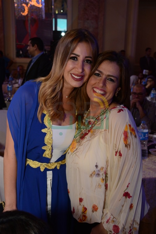 بالصور.. عايدة الأيوبي تحي حفل موسسة "بهية" بحضور نجوم الفن بالصور.. عايدة الأيوبي تحي حفل موسسة "بهية" بحضور نجوم الفن