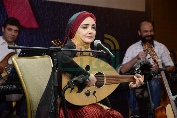 بالصور.. عايدة الأيوبي تحي حفل موسسة "بهية" بحضور نجوم الفن بالصور.. عايدة الأيوبي تحي حفل موسسة "بهية" بحضور نجوم الفن