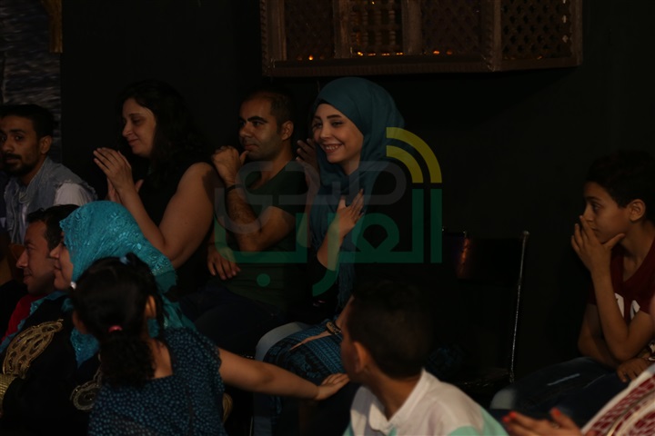 بالصور.. استمرار عرض "كأنك تراه" كامل العدد على مسرح الطليعة بالصور.. استمرار عرض "كأنك تراه" كامل العدد على مسرح الطليعة