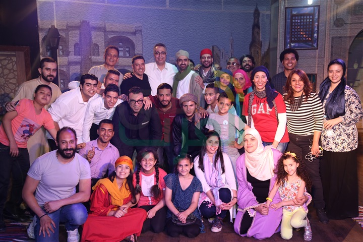بالصور.. استمرار عرض "كأنك تراه" كامل العدد على مسرح الطليعة بالصور.. استمرار عرض "كأنك تراه" كامل العدد على مسرح الطليعة