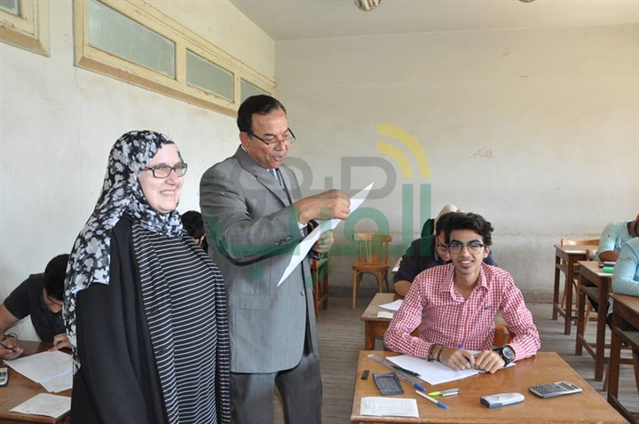 بالصور.. جولة تفقدية لرئيس جامعة المنوفية لمتابعة سير الامتحانات