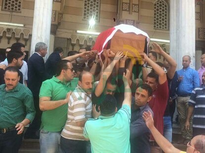 بالصور.. جنازة عسكرية لشهيد الشرطة بالدقهلية