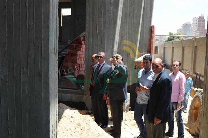 بالفيديو والصور.. محافظ كفر الشيخ يتفقد المسرح المدرسى الجديد بتكلفة 5 مليون جنيه